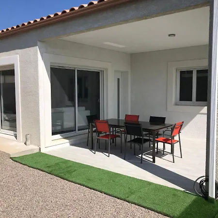 Les Agrumes Holiday home *