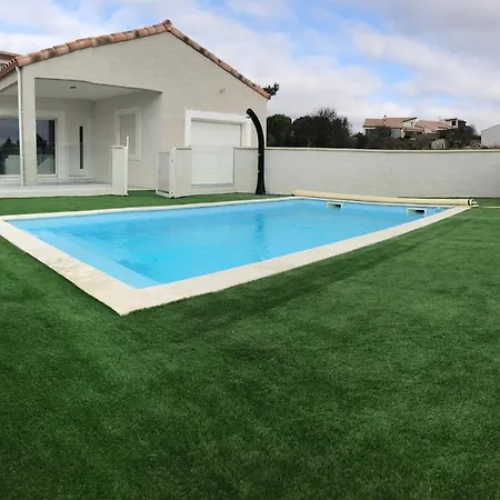 Les Agrumes Holiday home